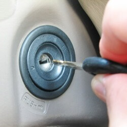 Car key replacement service