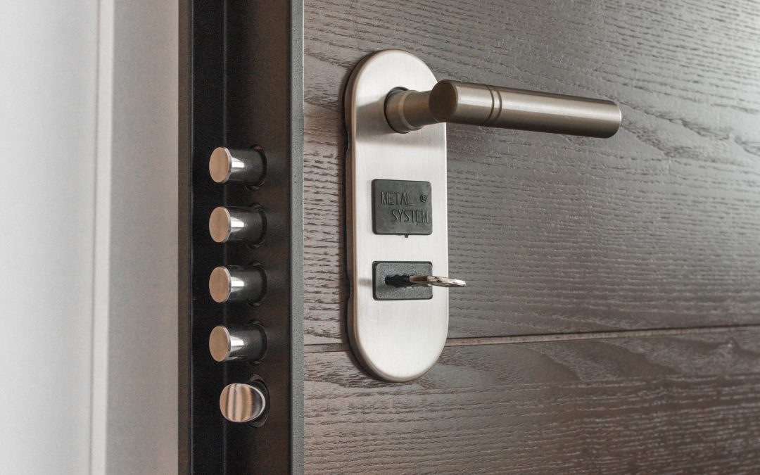 What Is a Smart Lock? Is It Worth It? A Comprehensive Guide for Home Owners